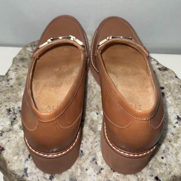 Naturalizer Dylan Lightweight Chunky Leather Loafer Chain Detail Lug Sole Sz 8.5 - Picture 12 of 14